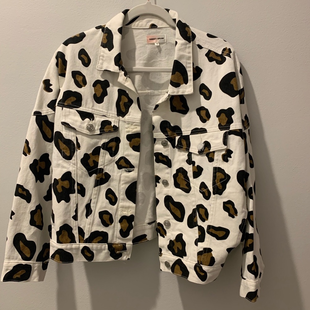 NWOT SUNSET + SPRING printed denim jacket